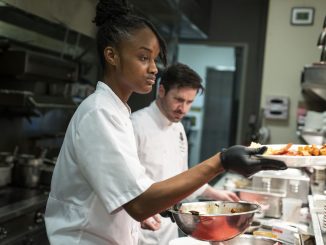 کاهش شدید استقبال از مدارس آشپزی آمریکا با وجود نیاز رستوران‌ها